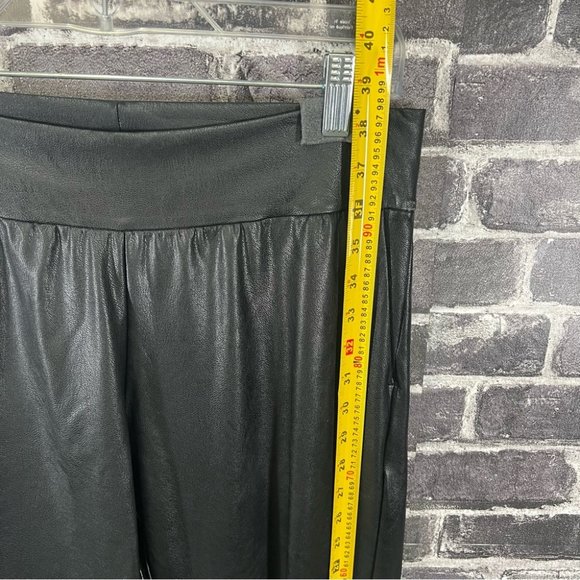 Commando Faux Leather joggers size M - Picture 8 of 10